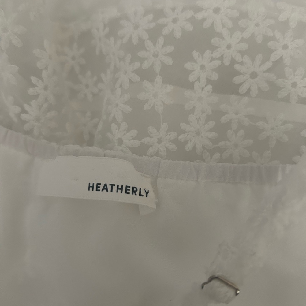 Heatherly Tamar Embroidery White Floral Cami Top Size Small - Picture 4 of 6